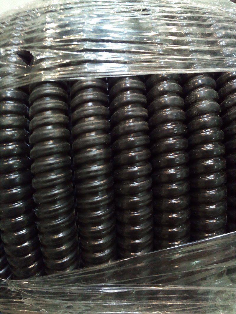 لوله فلکسی الکان