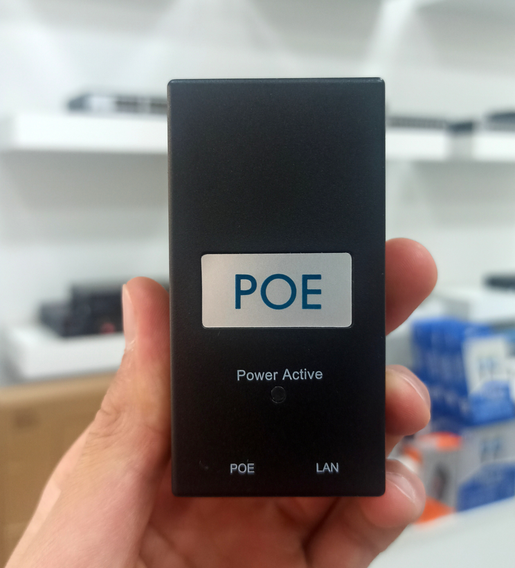 آداپتور 48 ولت 1 آمپر POE مدل BLL107-48W-48V(انجکتورpoe)