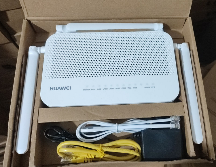 مودم روتر دوبانده فیبر نوری برند هوآوی مدل EG8245W5