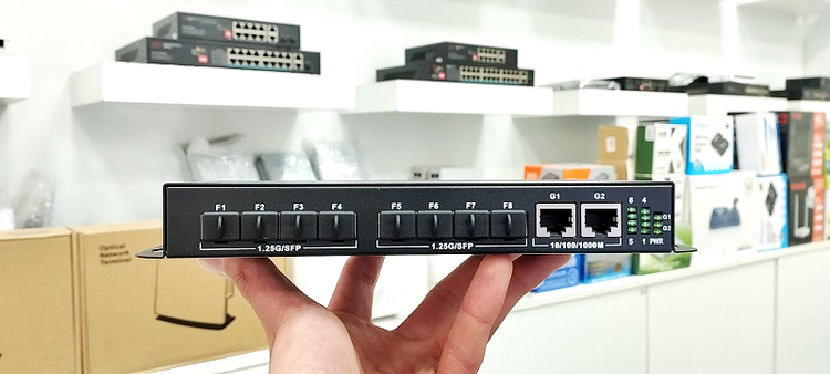 سوئیچ کور(فیبر) 8پورت گیگ جوینت مدل JN-802SG
